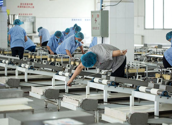 用技術(shù)贏得市場、以服務(wù)贏得客戶、用誠信贏得口碑